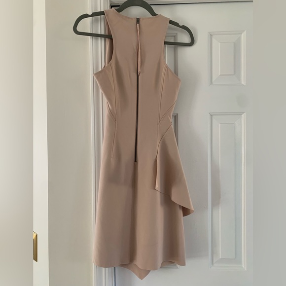 Elizabeth & James Scuba Dress - Picture 2 of 4